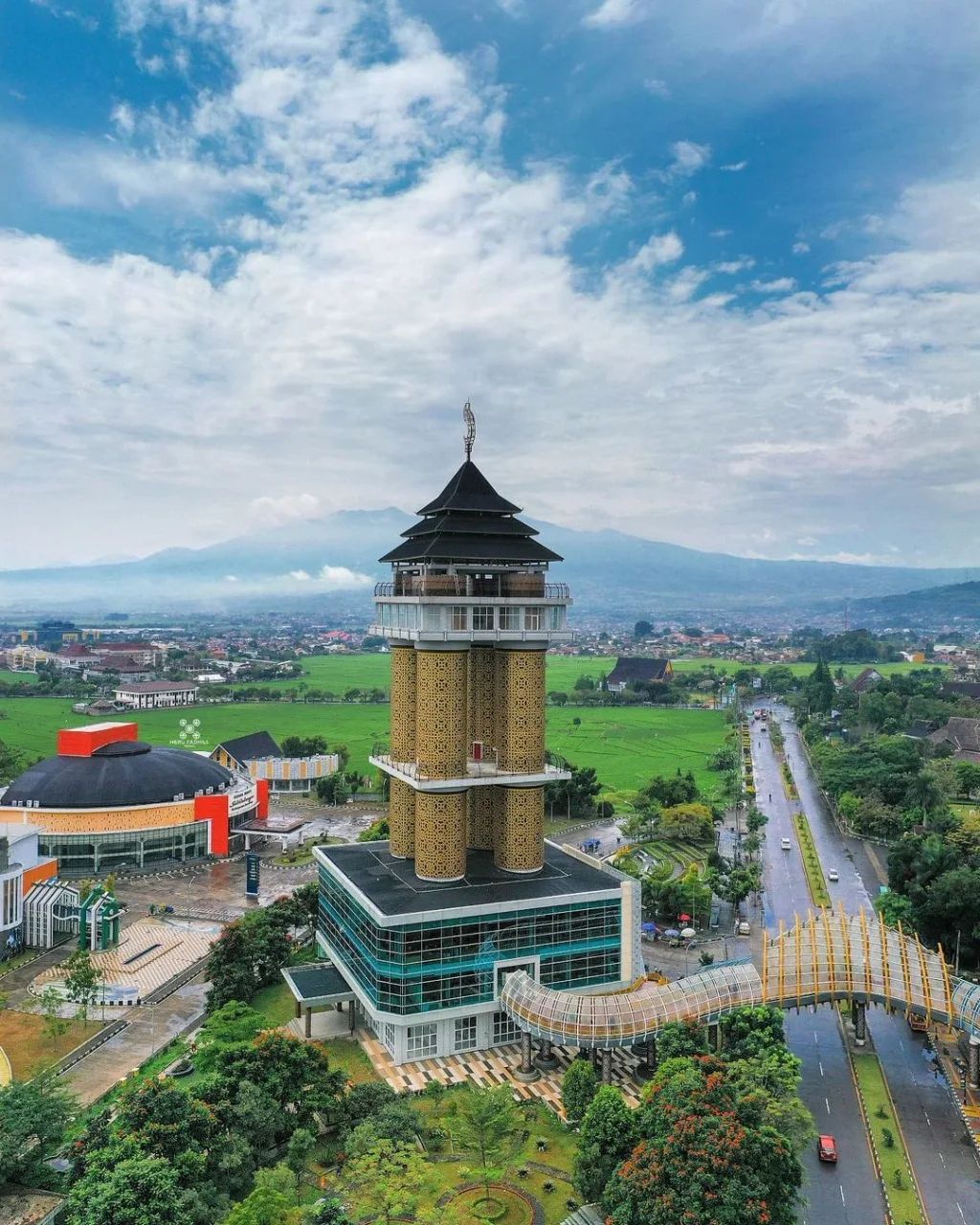 ruang pelayanan Kecamatan Ciparay